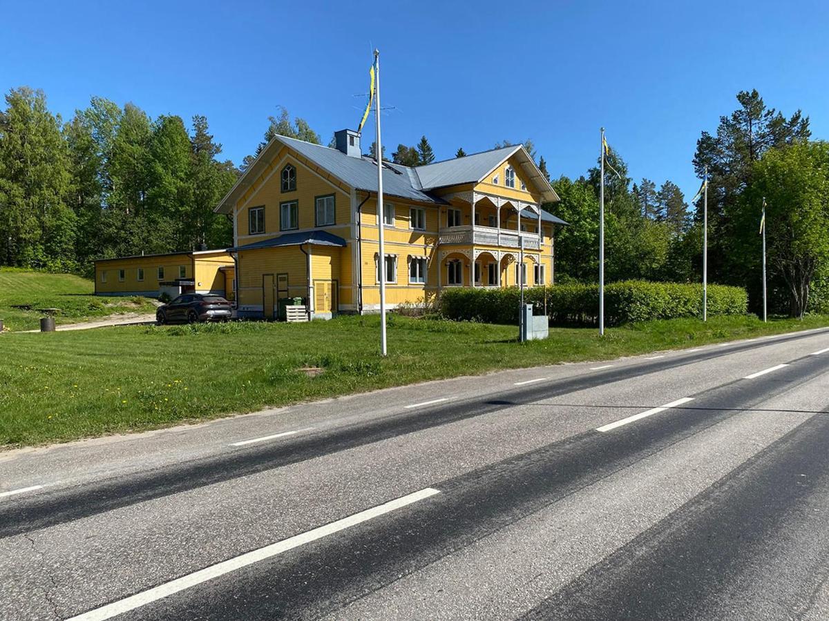 Lokatten Waerdshus Los Екстер'єр фото